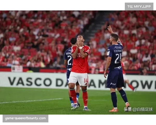 本菲卡凭借帕夫利迪斯与卢克巴吉奥进球，葡联杯3比0力克通德拉